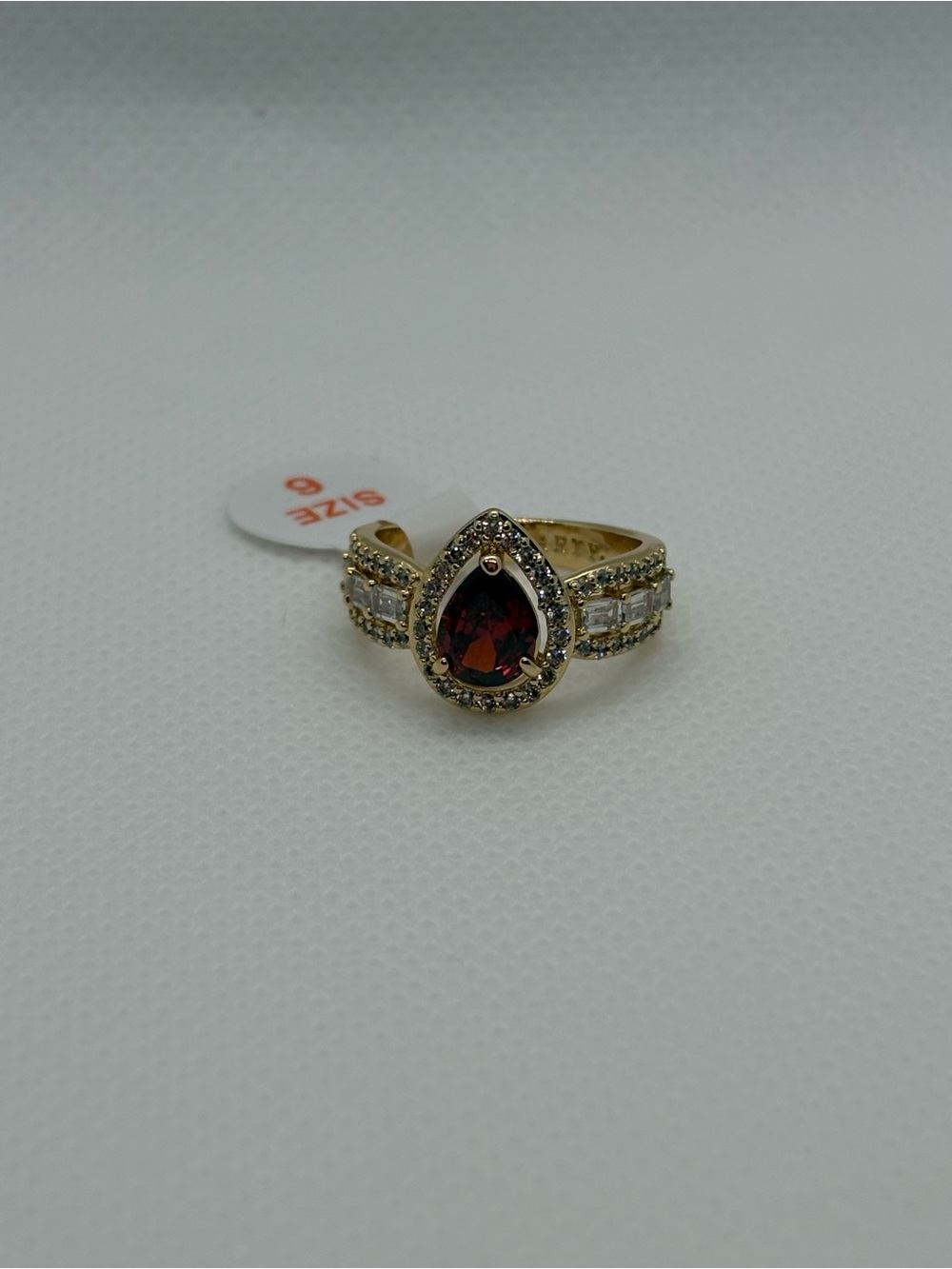 Gamet Cubic Zirconia
